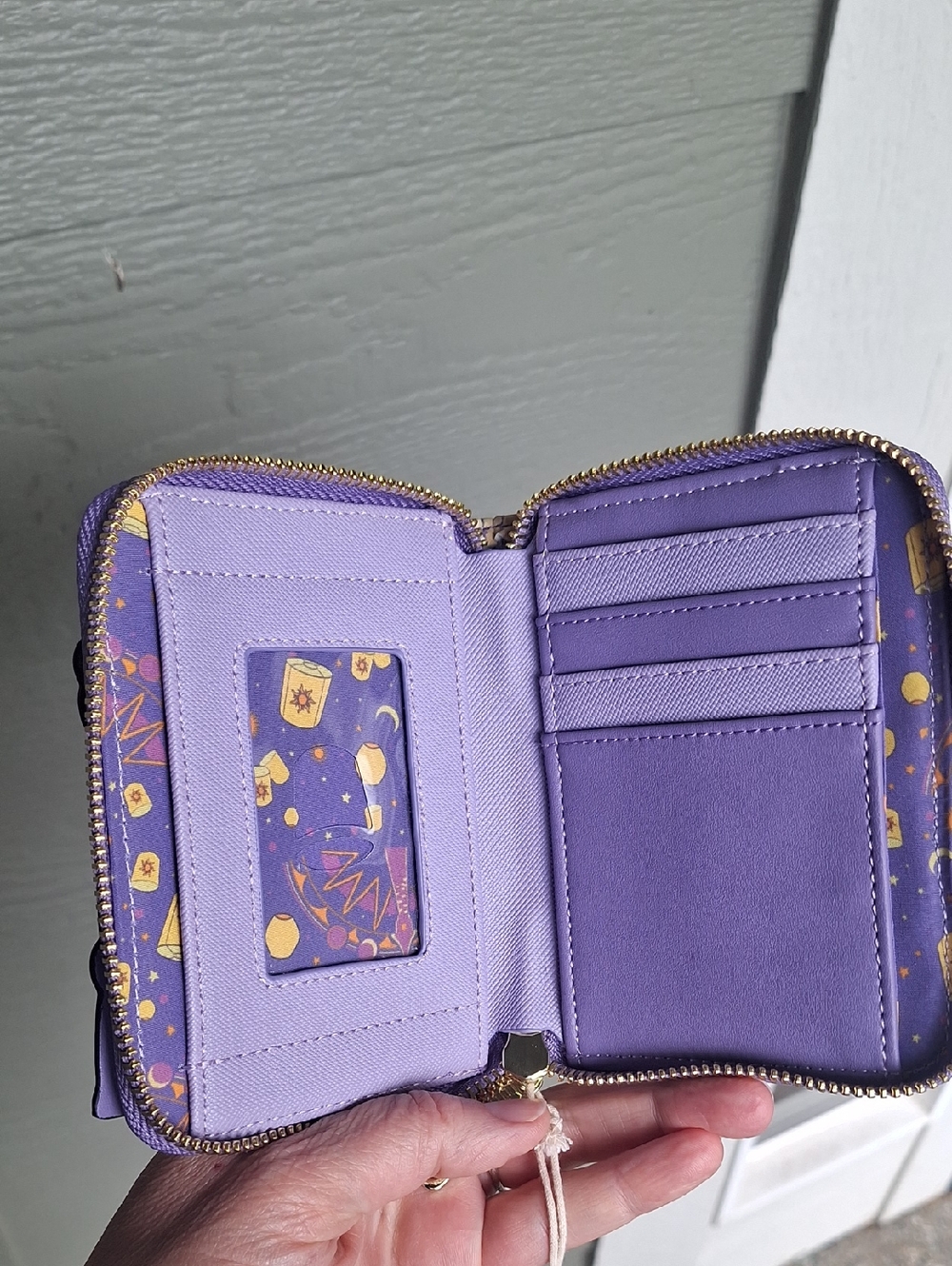 NWT Disney X Loungefly Lenticular Lantern Wallet Tangled Rapunzel - Picture 8 of 11